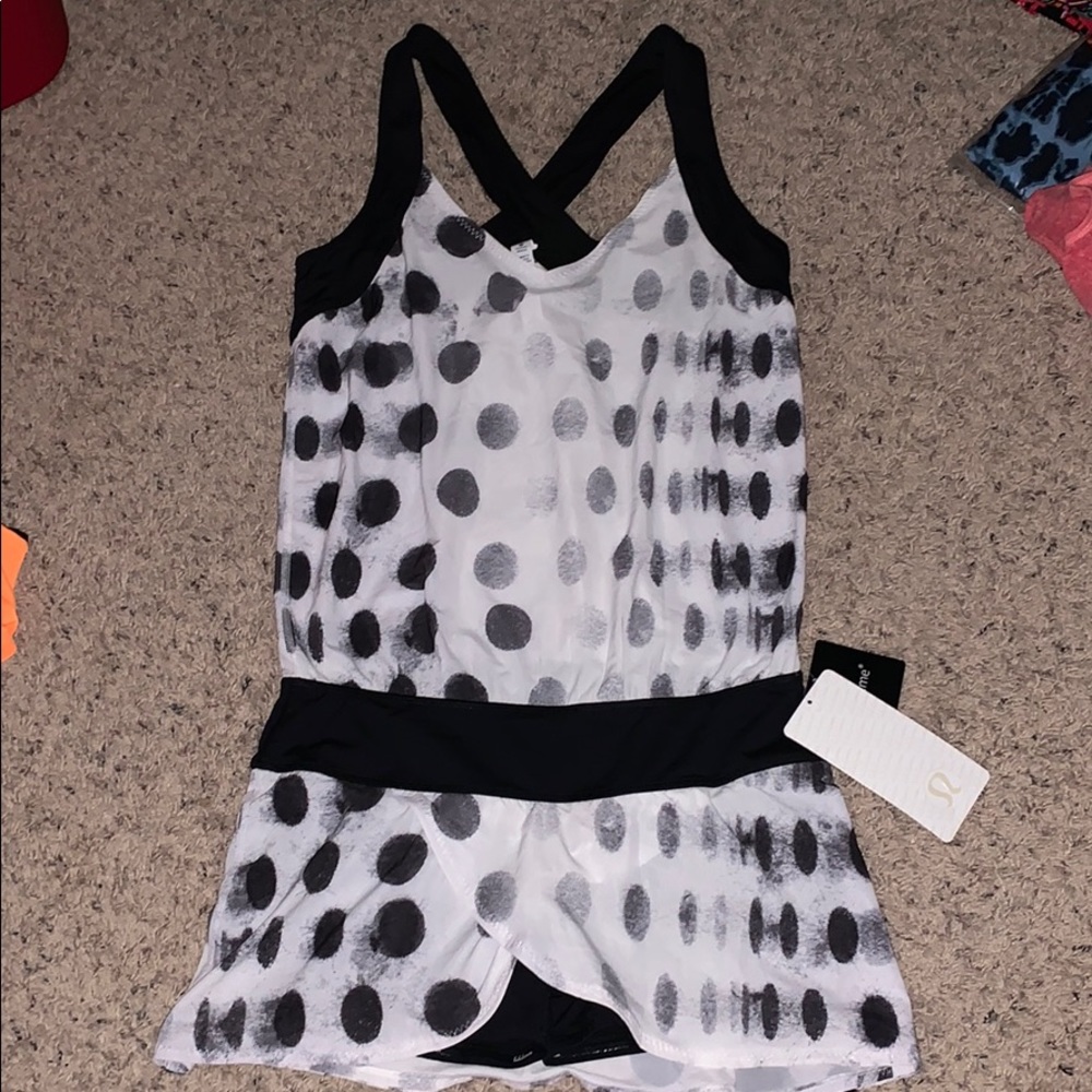 Lululemon women’s NWT size 6 Romper